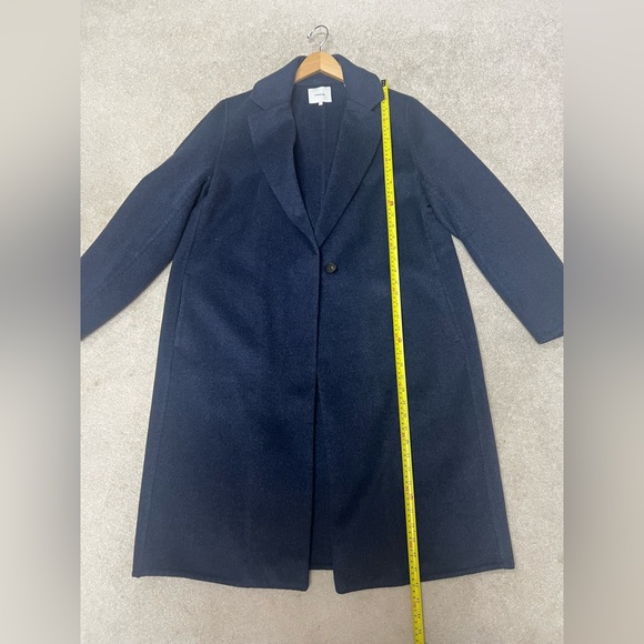 New Vince Wool Navy Coat with one single concealed button elegant L - Picture 9 of 9